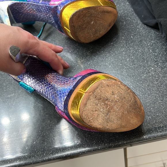 brian atwood fontanne - Picture 5 of 6